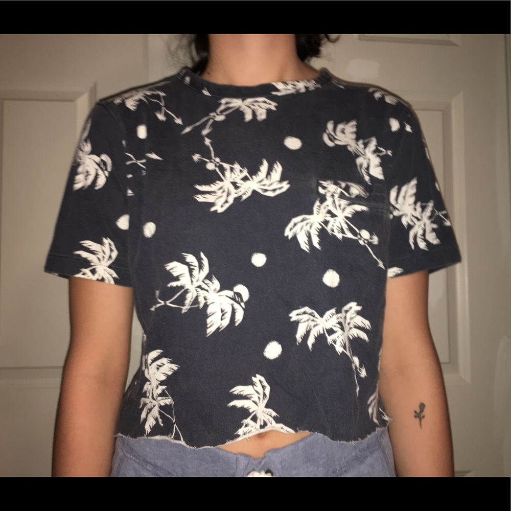Cropped palm tree tee!!